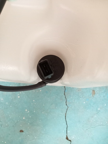 Deposito Agua Limpiadores Ram Promaster 1500/2500 2014/2019 (Usado)