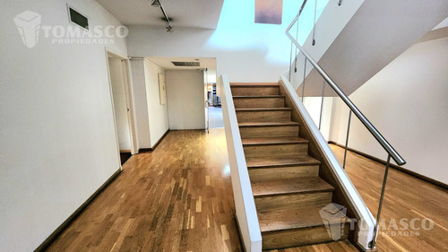 Venta Oficina Comercial 700m2 Más 13 Cocheras Fijas Más Bauleras