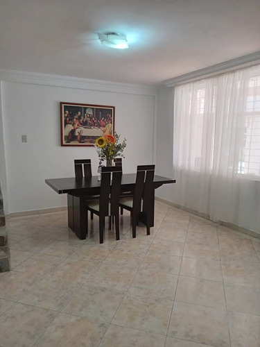 Imagen 4 de 17 de Casa En Urbanización Sabana Larga