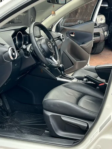 Mazda 2 Sedan 1.5 Grand Touring Lx Sedan