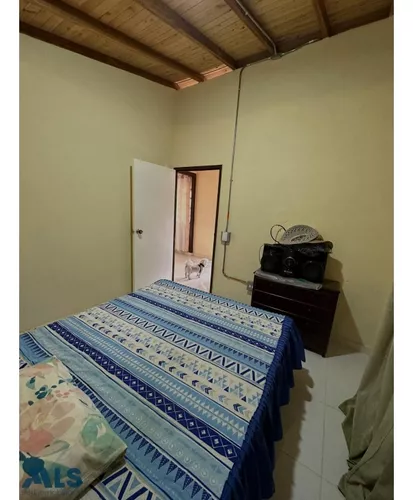 Zona Verde Y Espacio Para En Futuro Construir Pisc...(mls#248454)