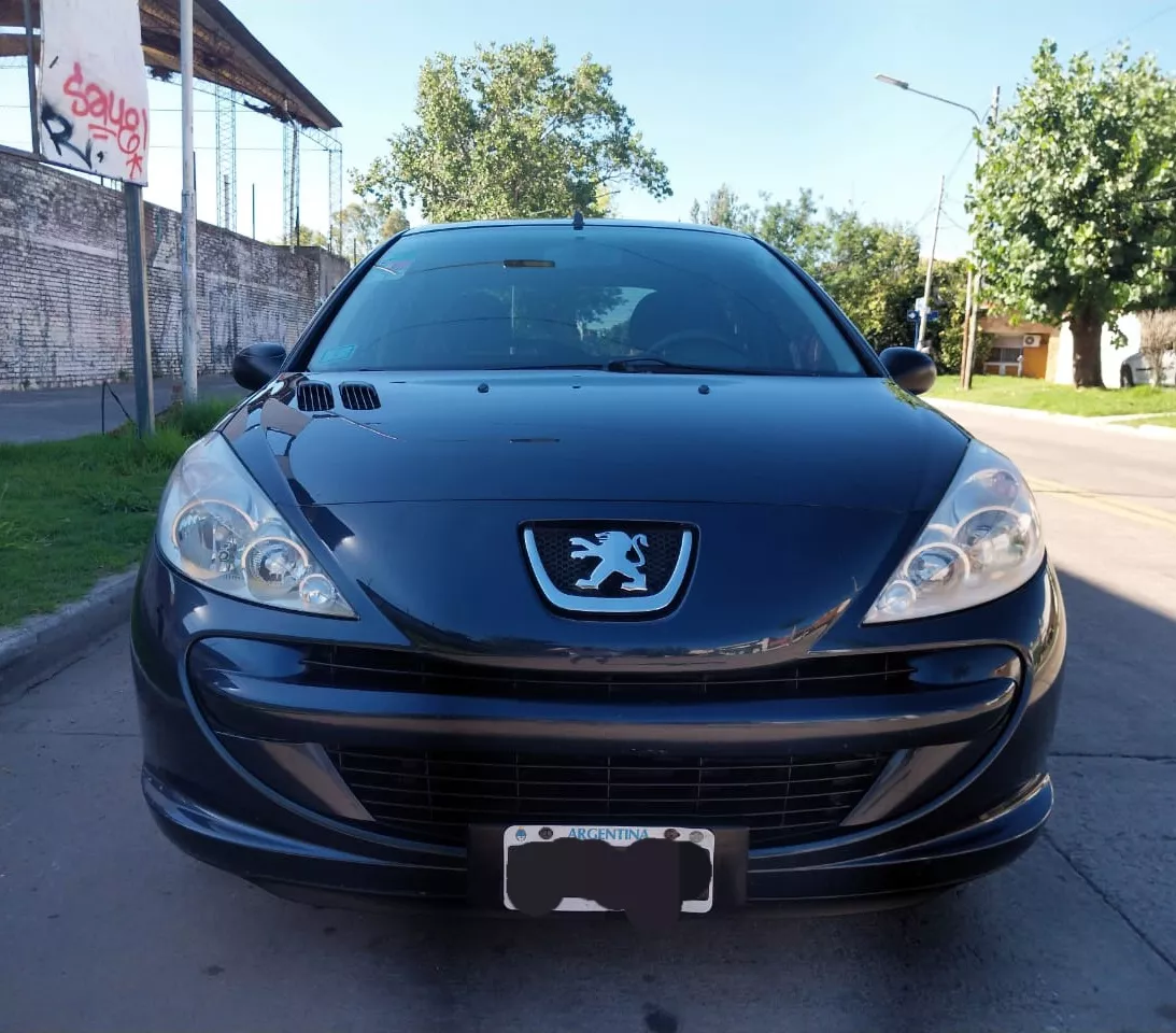 Peugeot 207 1.4 Active 75cv