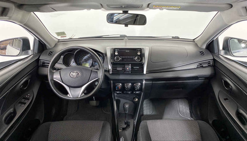 Imagen 13 de 15 de 120810 - Toyota Yaris 2017 Con Garantía