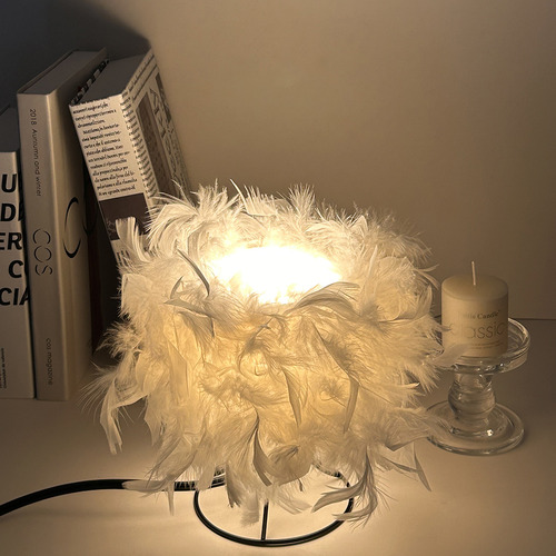 Lámpara De Escritorio Led Plumas Para Dormitorio Decoración Estructura Blanco Pantalla Blanco