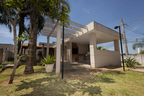Apto 2 Dorms Sala Ampliada (opção 3 Dorms) , Suíte E Varanda
