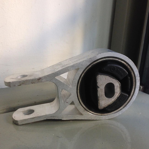 Base De La Caja De Motor (huesito) Para Chery X1