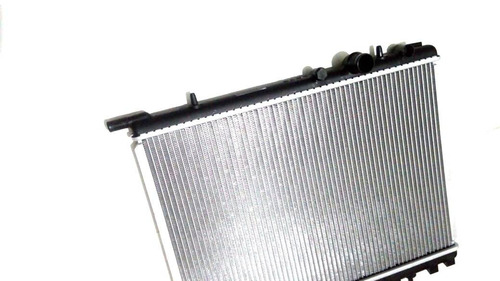Radiador Peugeot 206 / 207 1.4 1.6 16v
