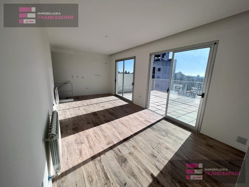 Imagen 24 de 29 de Departamento - La Plata