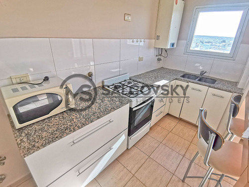 Imagen 4 de 11 de Hermoso Departamento Semipiso De 2 Dormitorios En 5º Piso Con Hermosa Vista A La Ciudad Y El Mar, Puerto Madryn