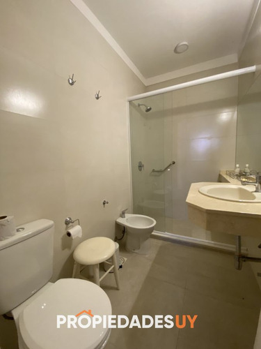 Punta Del Este, Importante Residencia Con Piscina Y Cancha De Paddle