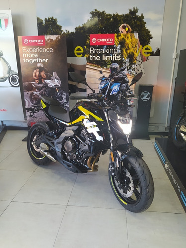 Imagen 11 de 25 de Nueva Cfmoto Nk 400 Ahora Con Tablero Tft A Color! En Local