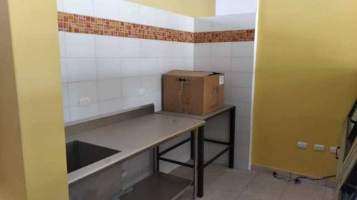 En Venta Local Con Fondo De Comercio En Bejuma, Carabobo En Venta. - 1312 Inmobiliaria Maggi.