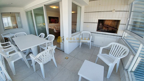 Apartamento De 3 Mas Dep. De Servicio Terraza Con Churrasquera En Playa Brava, Punta Del Este!!!!!!- Ref: 1858