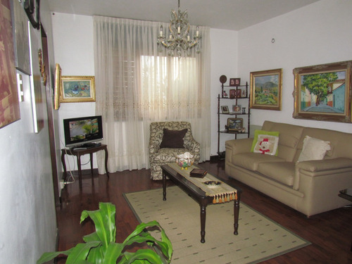 Imagen 18 de 30 de Se Vende Casa 800m2 4h/6b/4p Lomas Del Mirador 9214