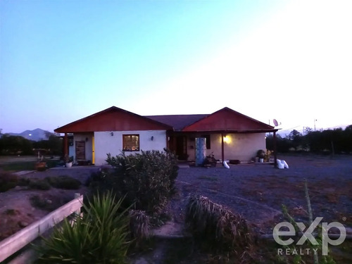 Parcela En Venta En 3 Dorm 3 Baños Talagante