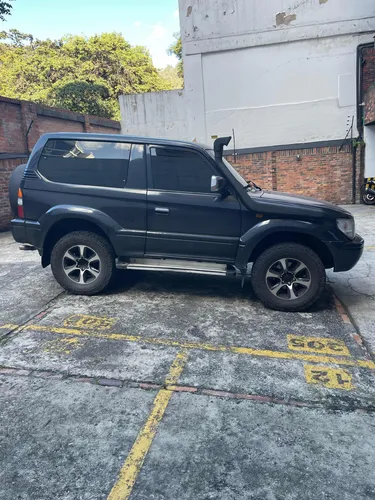 Camioneta 3 Puertas En Excelentes Condiciones.