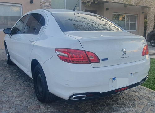 Imagen 4 de 16 de Peugeot 408 2017 1.6 Active 115cv