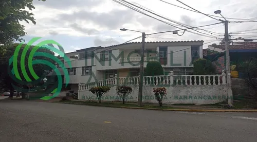 Casa En Venta En Cabecera Del Llano. Cod V61678