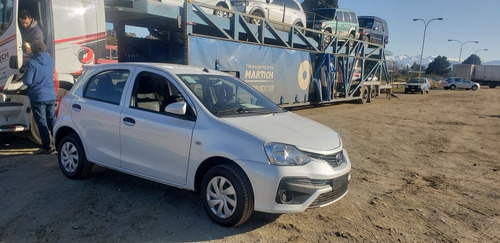 Imagen 2 de 15 de Toyota Etios 2022 1.5 X 6mt My19