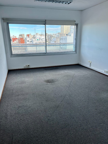 Imagen 6 de 15 de Torre De Los Profesionales Vende Con Renta.-