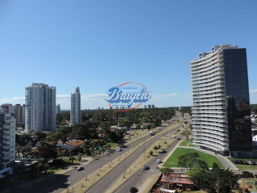 Alquiler Temporal Apartamento 3 Dormitorios T7441