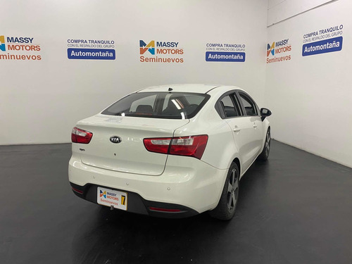 Kia Rio 2015 1.2 4 P