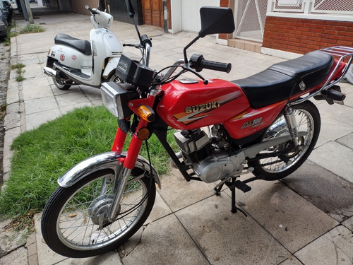 Suzuki Ax 100