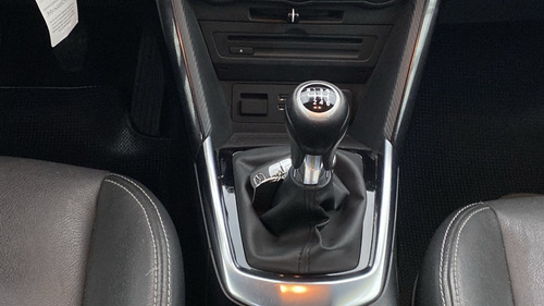 Imagen 20 de 25 de Mazda 2 Touring Mt