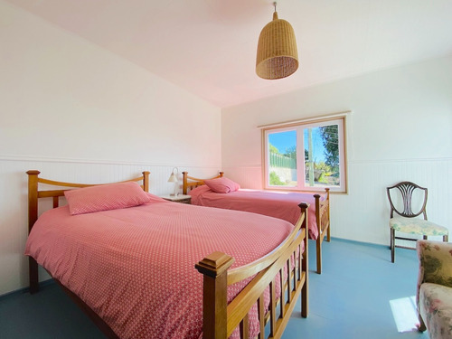 Encantadora Casa En El Corazón De Zapallar