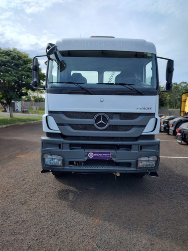 Imagem 10 de 13 de M. Benz Axor 3344 6x4