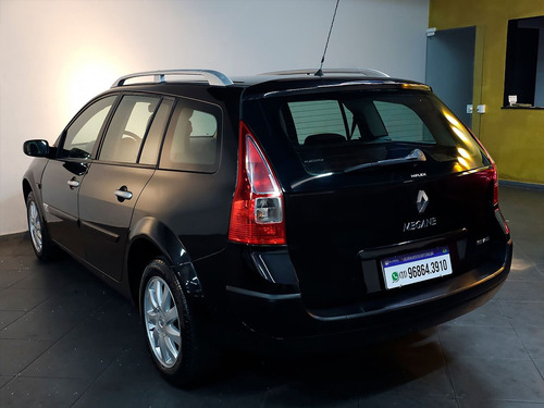 Renault Megane 1.6 DYNAMIQUE GRAND TOUR 16V FLEX 4P MANUAL
