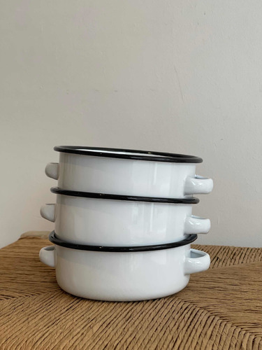 Imagen 1 de 4 de Cazuelas Enlozadas Con Asa Diseño Y Deco Para Tu Cocina
