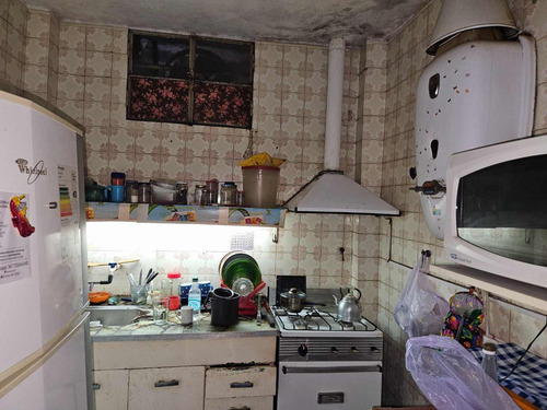 Casa Venta Chivilcoy 1100 Floresta A Refaccionar.