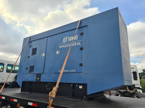 Imagem 4 de 14 de Ford Cargo 1317 4x2 Ano 2004 Gerador 150 Kva Ano 2014