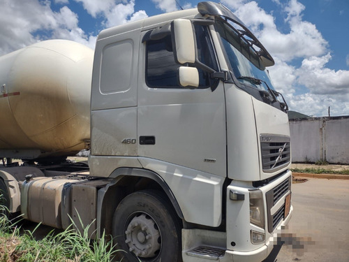 Imagem 3 de 15 de Volvo Fh 460 6x2 Teto Baixo Ano 2014 / Caminhão Revisado /