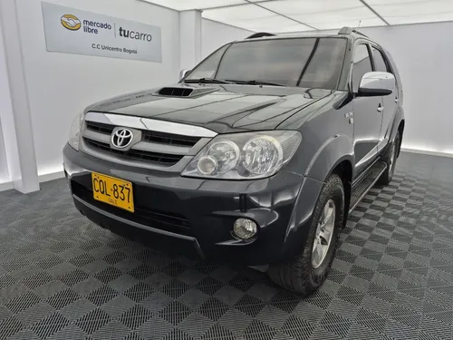 Toyota Fortuner 3.0 Sr5