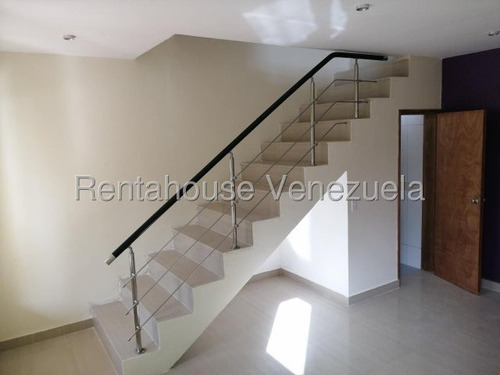 Venta De Townhouse En Guacuco Margarita