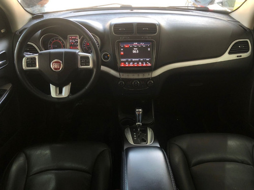 Imagem 23 de 25 de Fiat Freemont 2.4 16v Precision 2013 7 Lugares Teto Solar