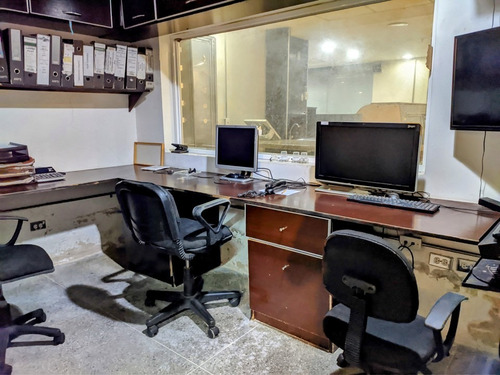 Imagen 22 de 23 de Belkliag/ Vende Fondo De Comercio Operativo (permisos ,patentes Y Codigos Al Dia) En Base Aragua Maracay