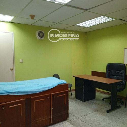 Inmobipiña Alquila Y Vente Consultorio En La Torre 1 De La Clinica Chilemex, Puerto Ordaz, Jd
