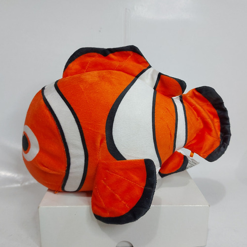 Peluche Disney Nemo 25cm Buscando A Dory Bandai Sonidos Ingl