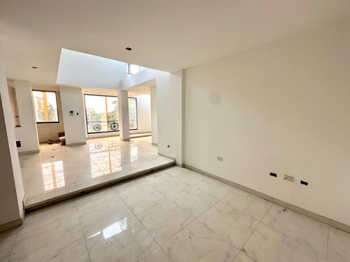 Venta Apartamento Pent House Duplex Resd. Tierra Deseable