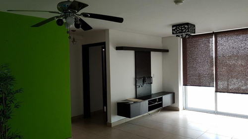 Imagen 4 de 14 de Venta De Apartamento En Kings Park, Condado Del Rey 20-12084