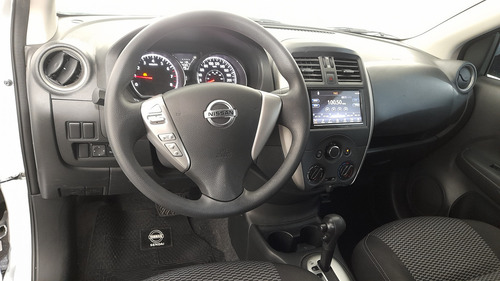 Nissan Versa 1.6 V-DRIVE PLUS AUTO