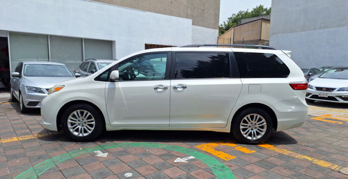 Toyota Sienna 3.5 Xle At