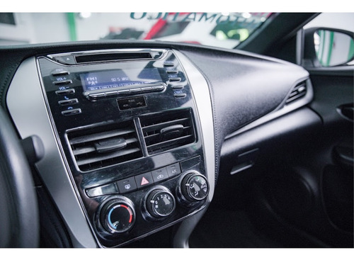 Toyota Yaris 1.3 16V FLEX XL MULTIDRIVE