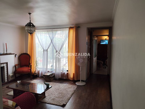 Casa En Venta De 2 Dorm. En Macul