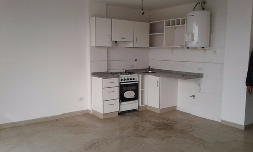 Imagen 6 de 14 de Semipiso En Venta En Lanus Este
