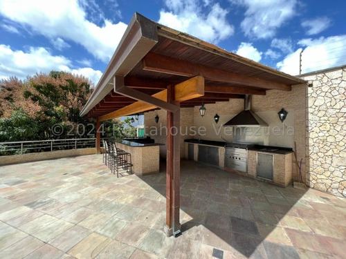 Casa En Venta En Macaracuay 25-8762 Ab