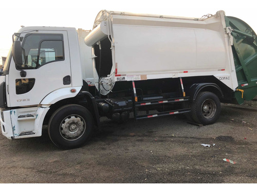 Imagem 8 de 8 de Ford Cargo Locação